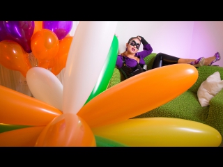 ttr room 5 session 4 spiky bunch (trailer) balloon inflatable fetish looner girl