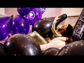 ttr room 2 session 5 black and gold (trailer) balloon inflatable fetish looner girl